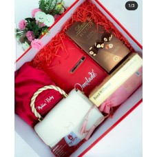 Gift box for her {ix}