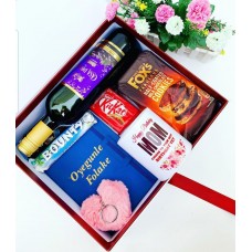 Gift box for mum {v}