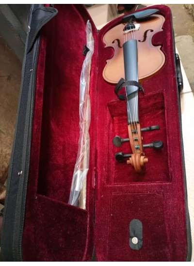 Professional yamaha 4/4 violin