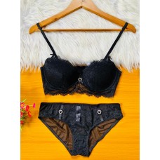 Us inspired bra and pant set