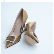 Female fashion shoes