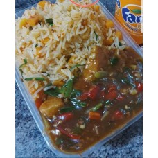 Peppered rice with chicken in chili sauce