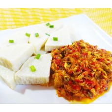 Boiled yam with fish sauce