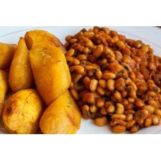 Beans porridge serve with fried plantains 