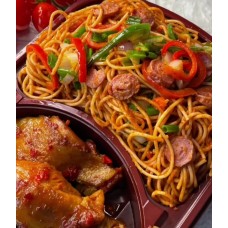 Jollof  spaghetti &  fried chicken 