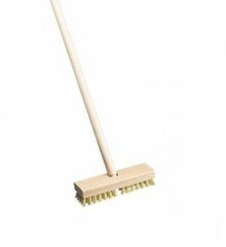 Cleaning brush deals with stick